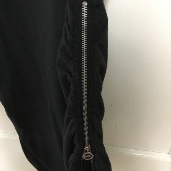 MICHAEL KORS BLACK SIDE ZIPPER TOP - Picture 4 of 4